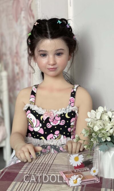 CatDoll 123CM Victoria（シリコンヘッド+ TPEボディ）