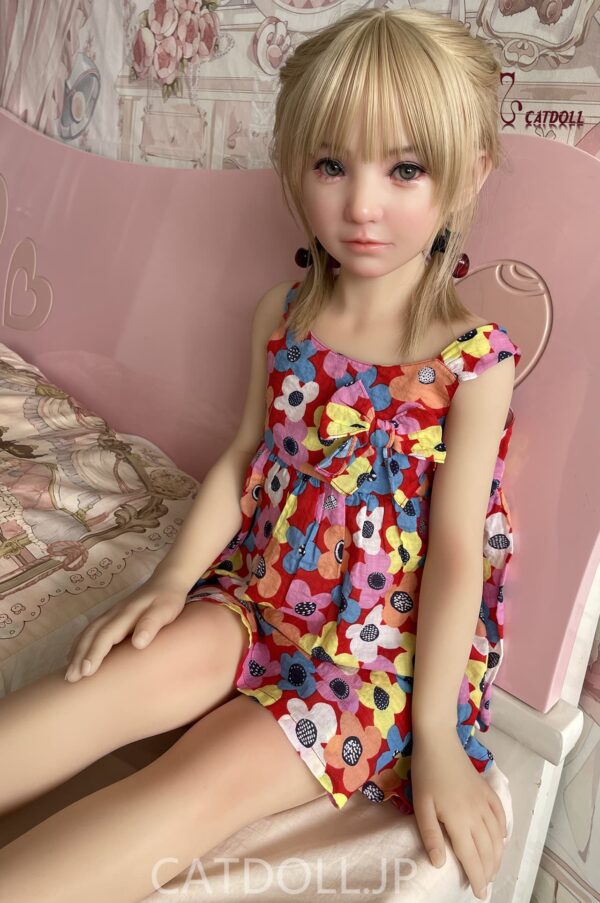 CATDOLL 108CM Victoria  （柔らかい素材のシリコンヘッドとTPE素材のボディ。）