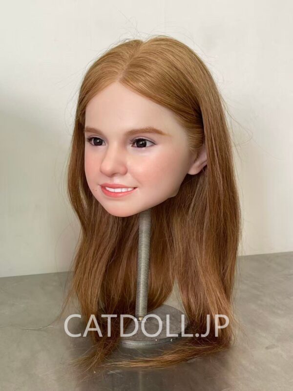 CATDOLLフルシリコンラブドール 139CM Amber – 価格には植毛が含まれています - 画像 (7)