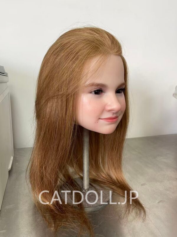 CATDOLLフルシリコンラブドール 139CM Amber – 価格には植毛が含まれています - 画像 (5)