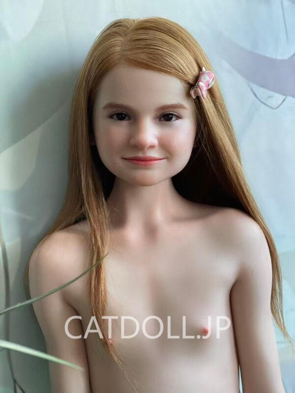 CATDOLLフルシリコンラブドール 139CM Amber – 価格には植毛が含まれています